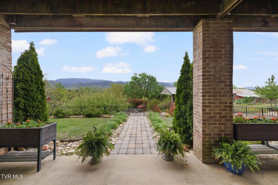 Photo #42: 1180 Keller Road