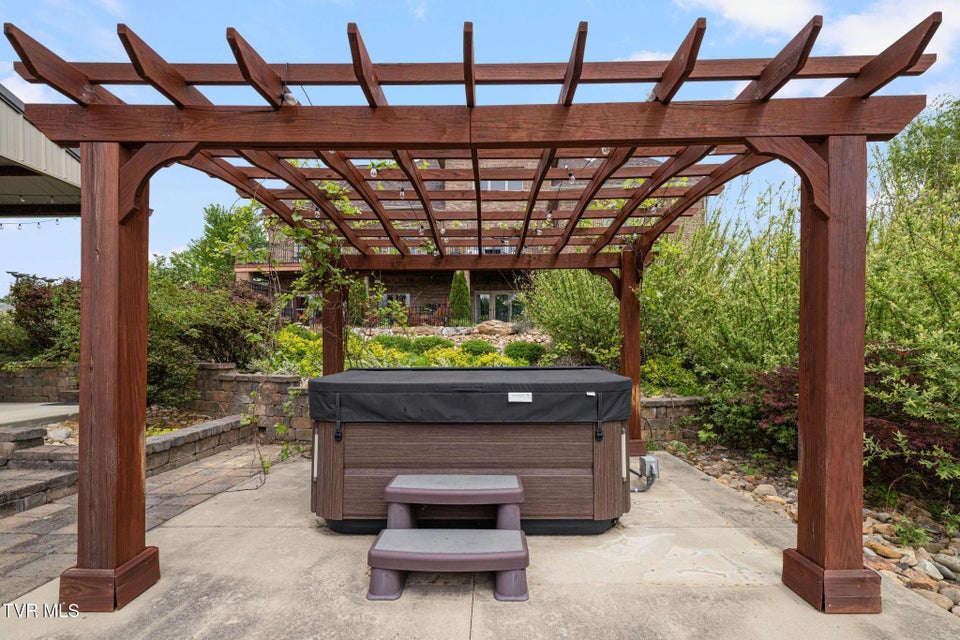 Photo #52: 1180 Keller Road