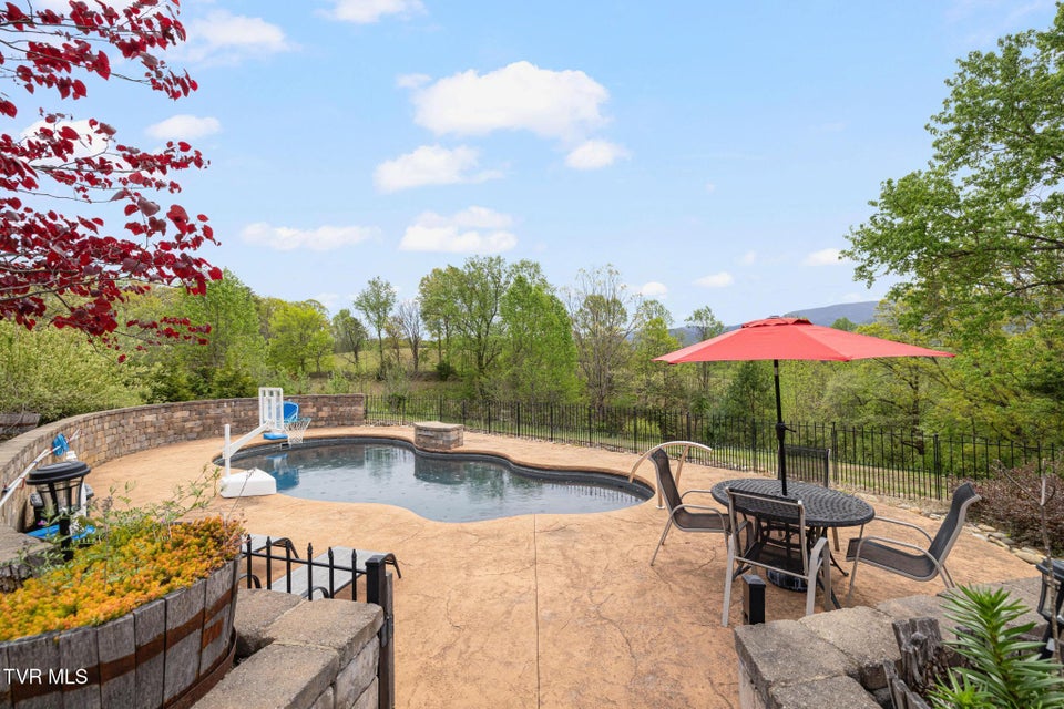 Photo #53: 1180 Keller Road