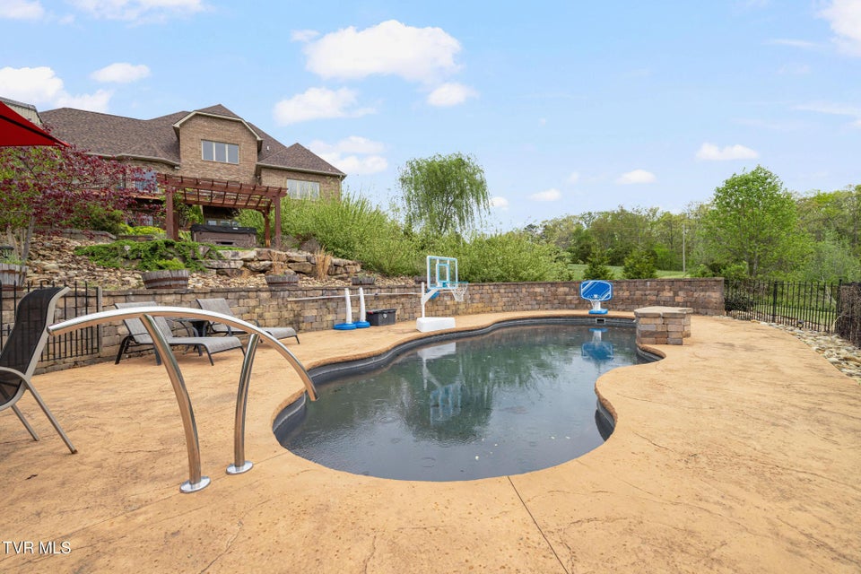 Photo #54: 1180 Keller Road