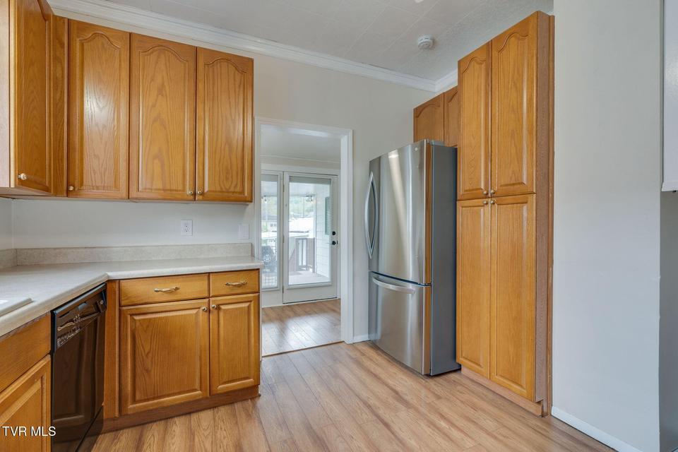 Photo #11: 322 Carolina Avenue