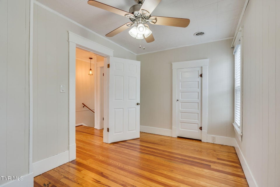 Photo #22: 322 Carolina Avenue