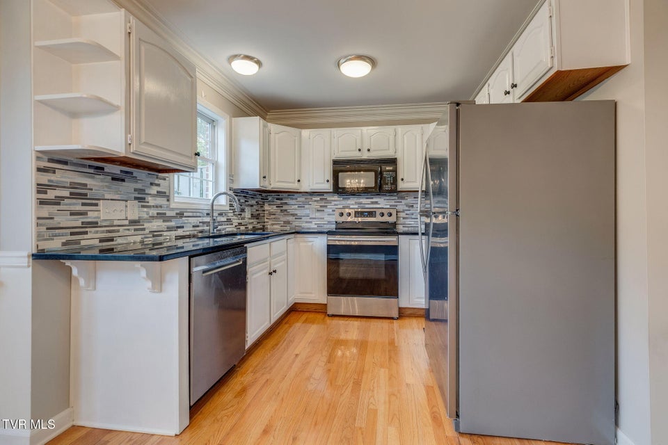 Photo #10: 142 Eagle View Private Drive