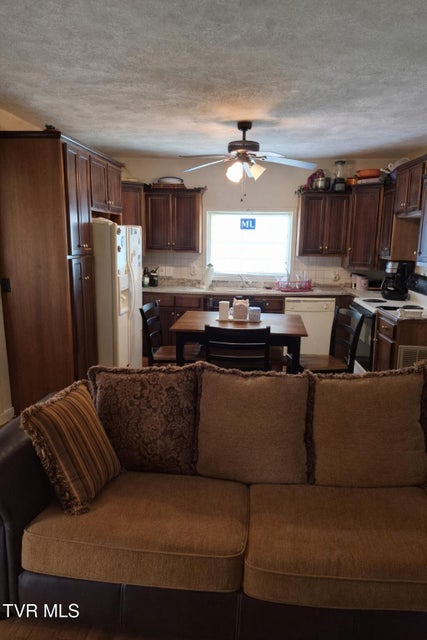 Photo #5: 237 Midland Circle