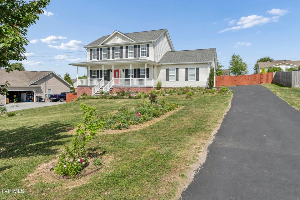 Photo #4: 401 Leesburg Road