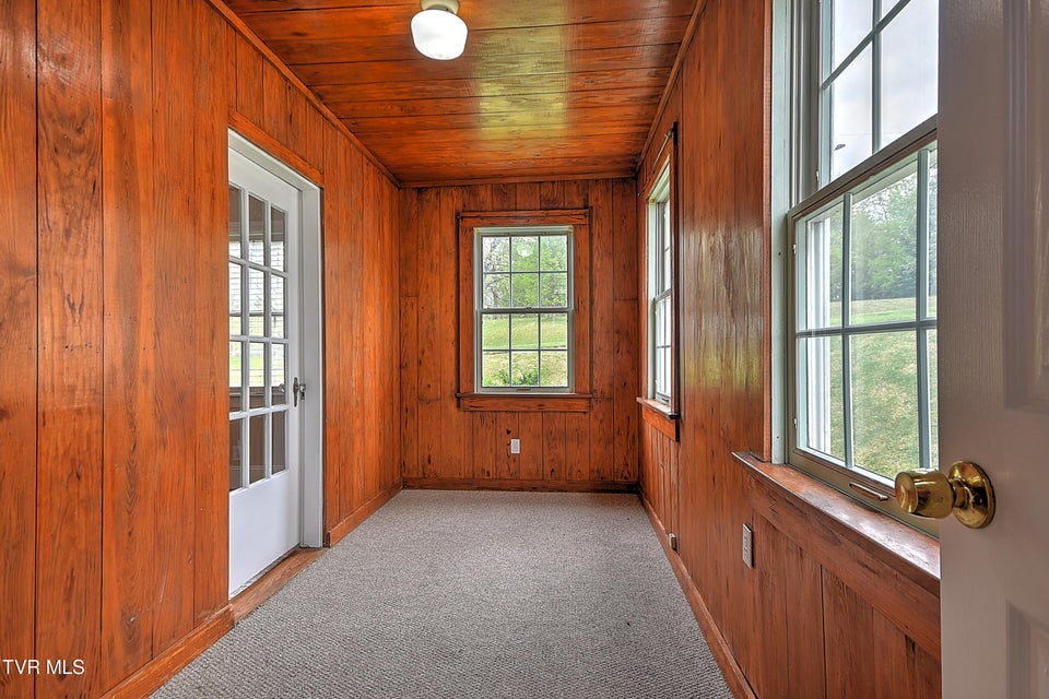 Photo #25: 165 Sevier Avenue