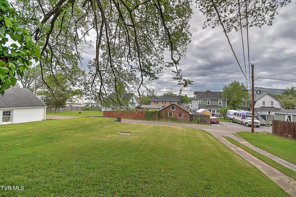 Photo #36: 165 Sevier Avenue