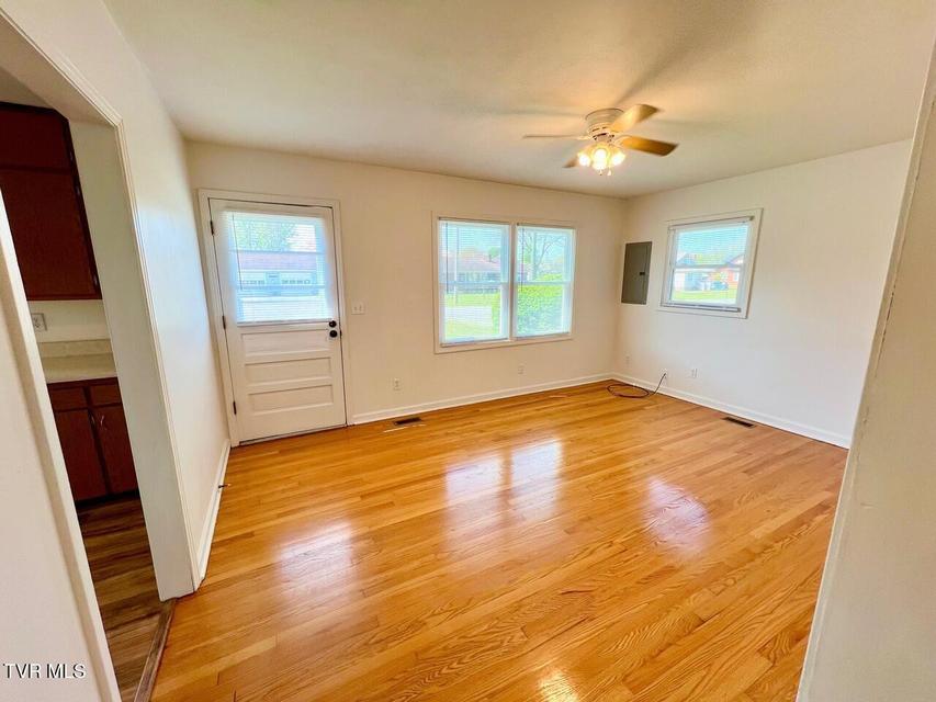 Photo #5: 615 6151/2 Bravo Street