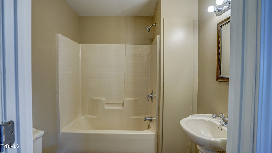 Photo #30: 271 Sinking Springs Road