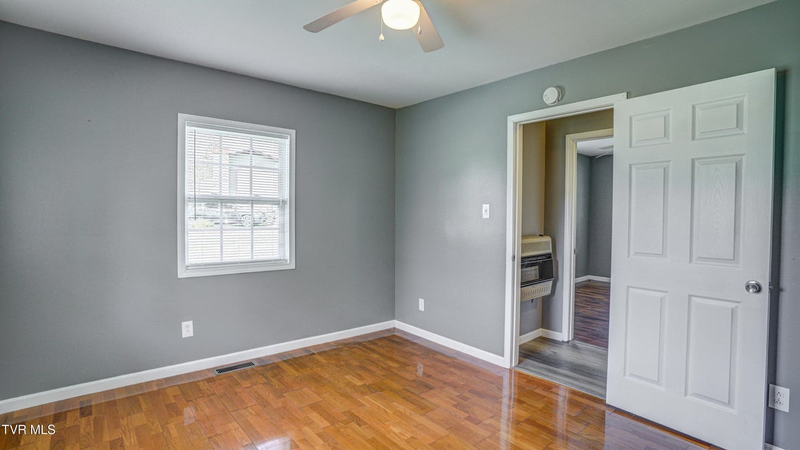 Photo #37: 271 Sinking Springs Road