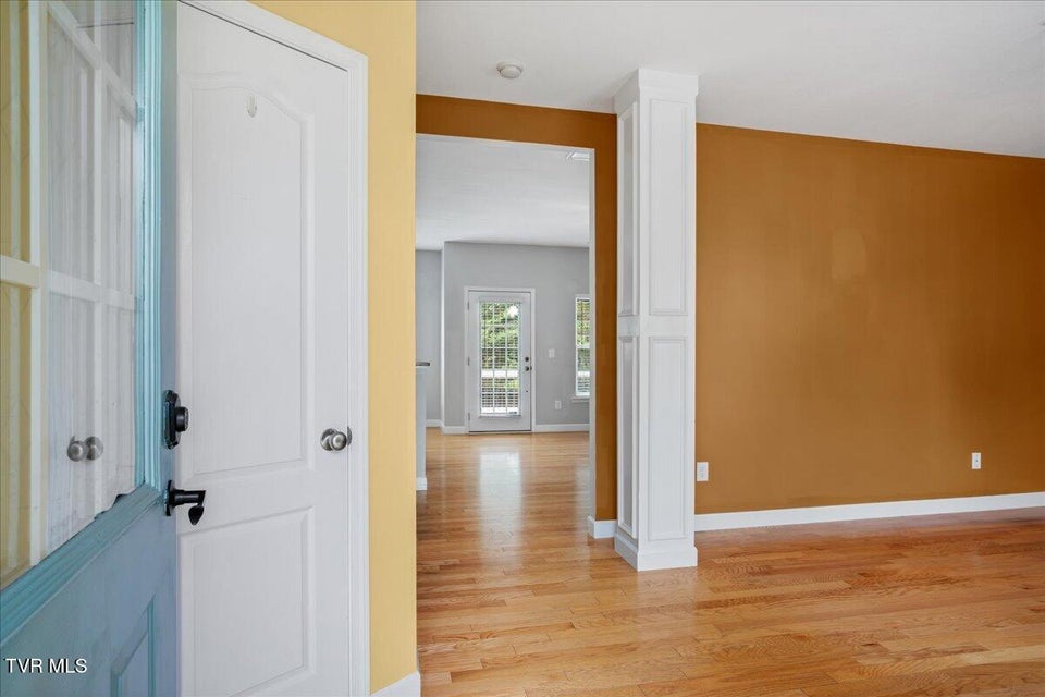 Photo #7: 207 Azalea Ridge