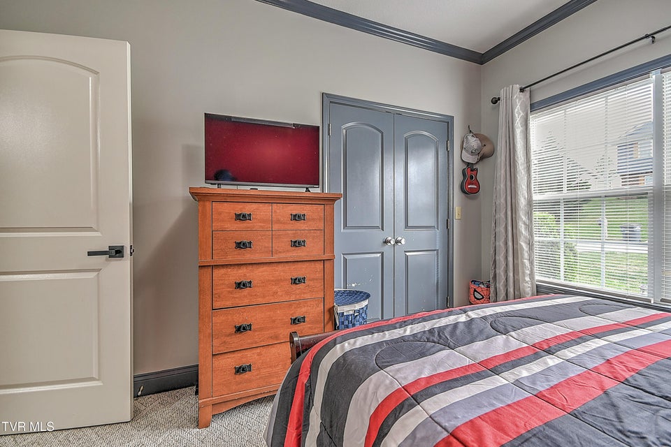 Photo #36: 176 Woodmont Avenue