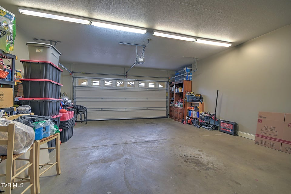 Photo #42: 176 Woodmont Avenue