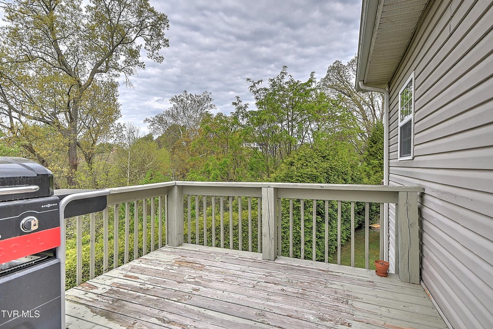 Photo #53: 176 Woodmont Avenue