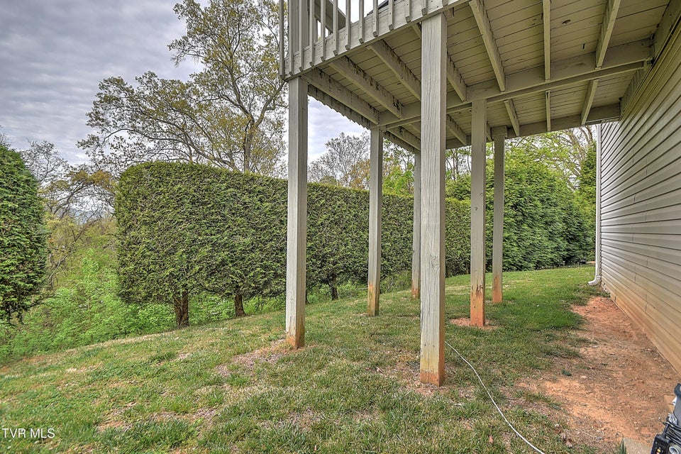 Photo #54: 176 Woodmont Avenue