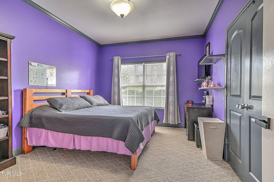 Photo #31: 176 Woodmont Avenue