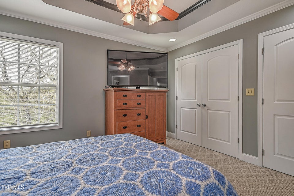 Photo #27: 176 Woodmont Avenue