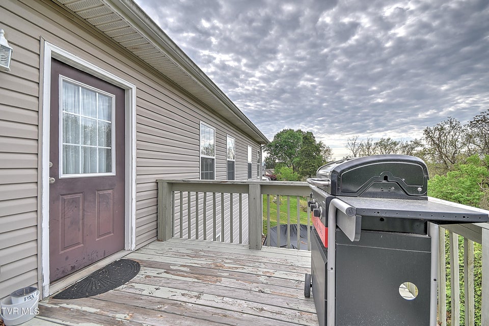 Photo #59: 176 Woodmont Avenue