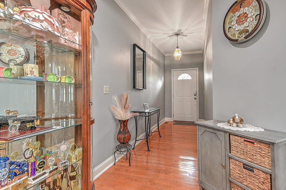 Photo #5: 176 Woodmont Avenue