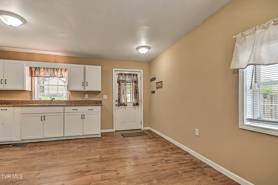 Photo #8: 506 Trudy Street