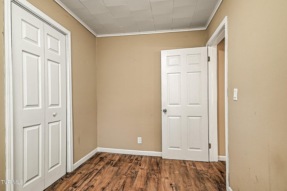 Photo #20: 506 Trudy Street