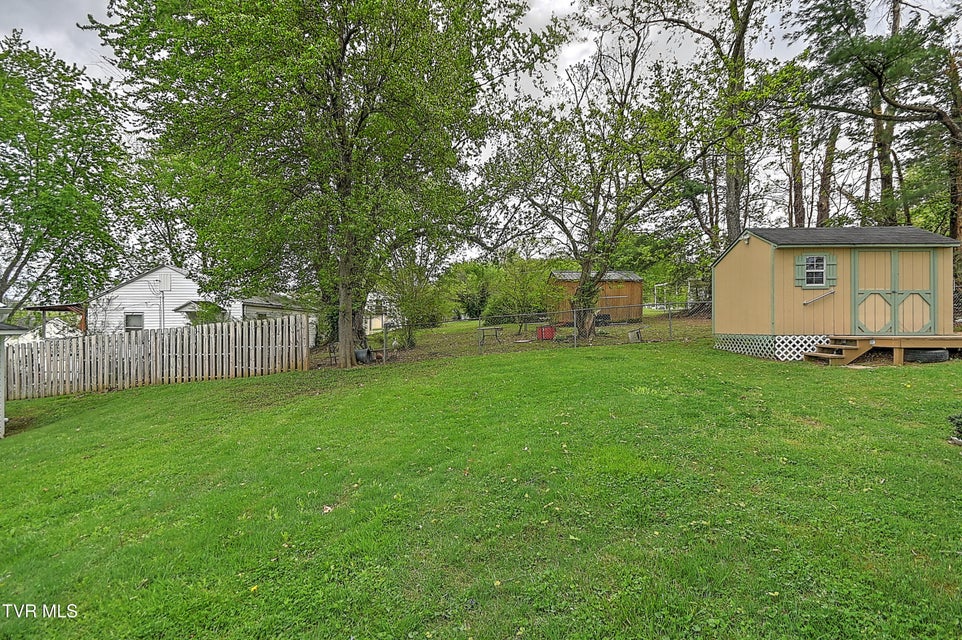 Photo #25: 506 Trudy Street