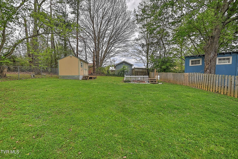 Photo #30: 506 Trudy Street