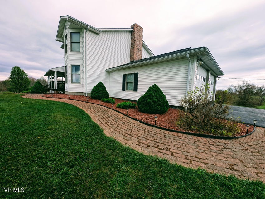 Photo #2: 275 Pilgrim Way