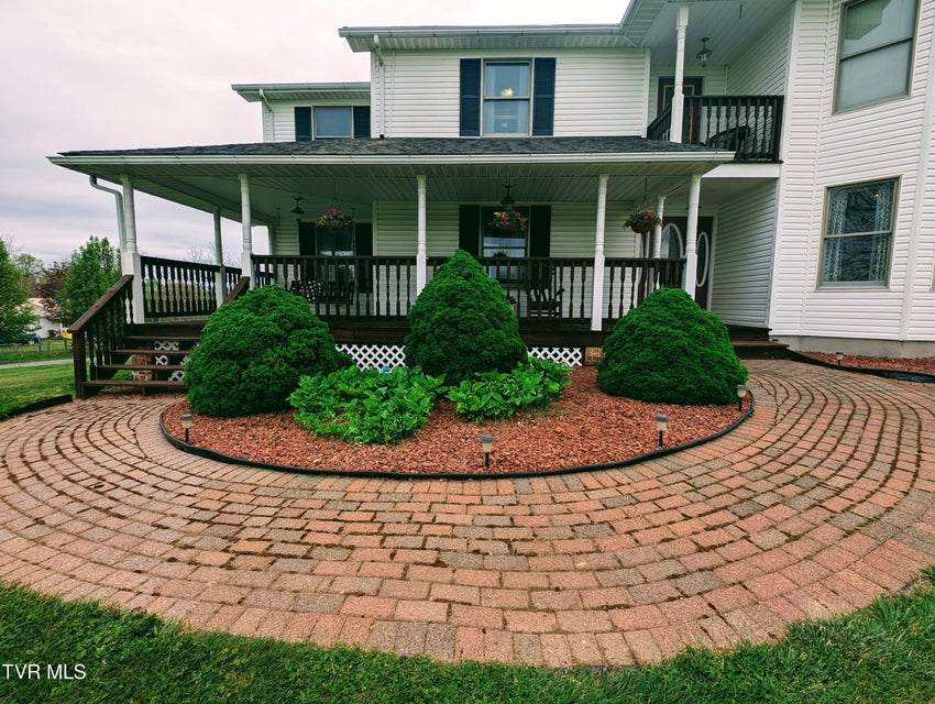 Photo #6: 275 Pilgrim Way