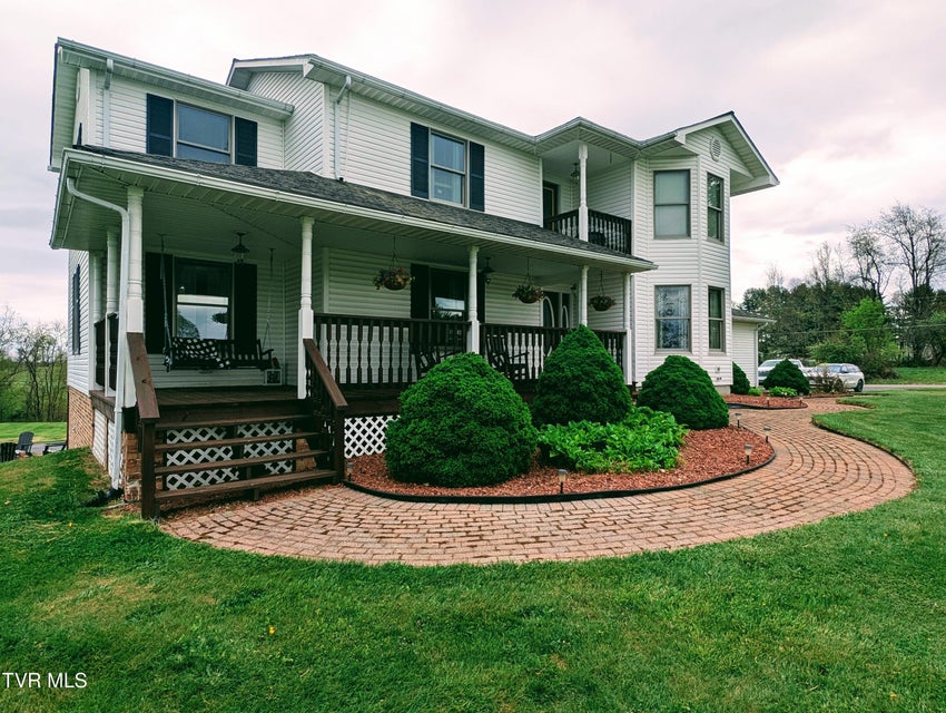 Photo #11: 275 Pilgrim Way