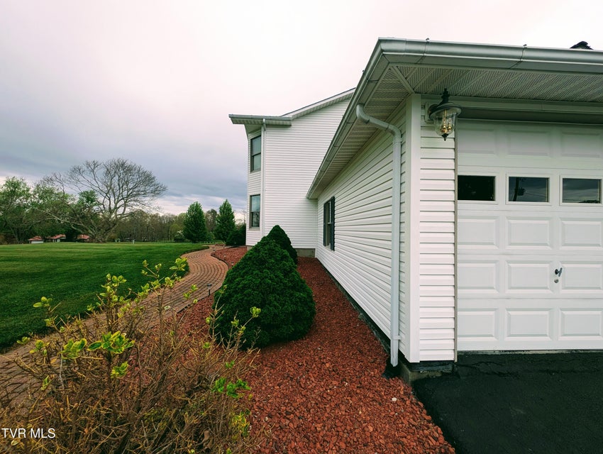 Photo #22: 275 Pilgrim Way