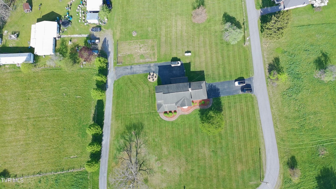 Photo #4: 275 Pilgrim Way