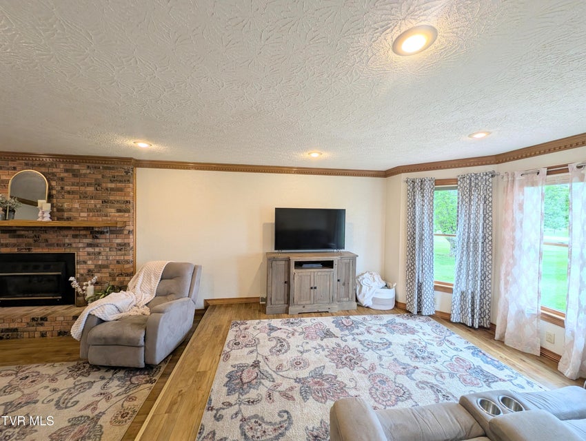 Photo #23: 275 Pilgrim Way