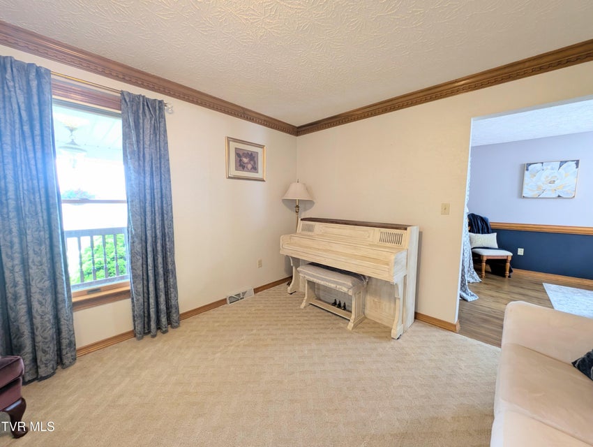 Photo #39: 275 Pilgrim Way