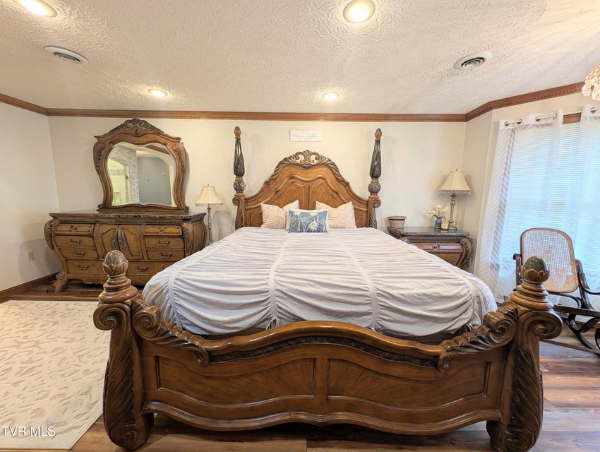 Photo #47: 275 Pilgrim Way