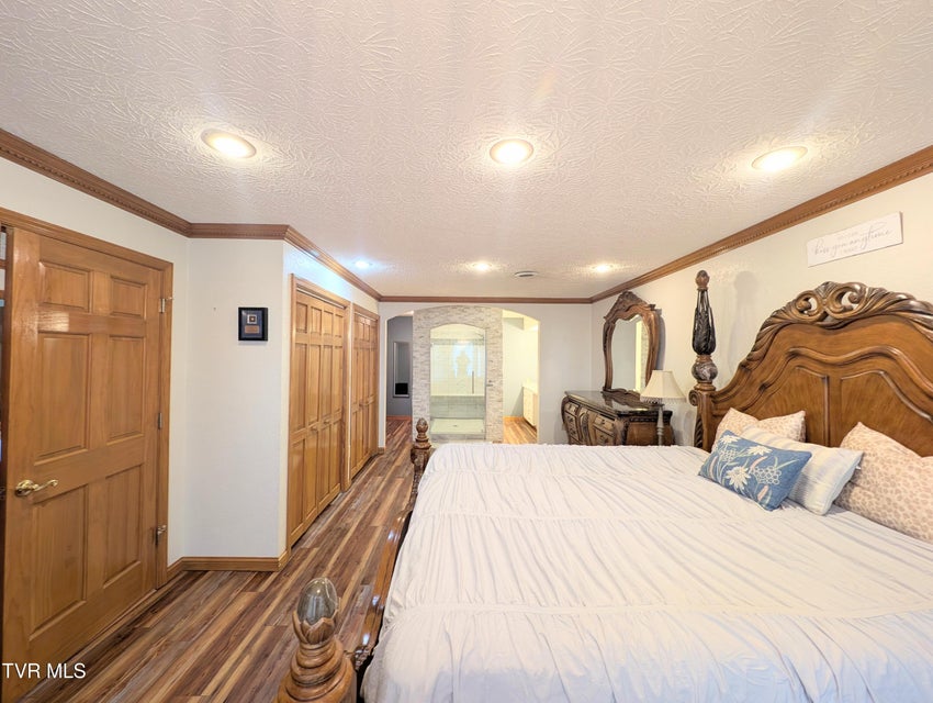 Photo #49: 275 Pilgrim Way