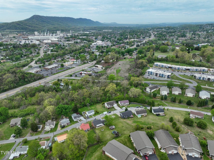 Photo #73: 176 Woodmont Avenue