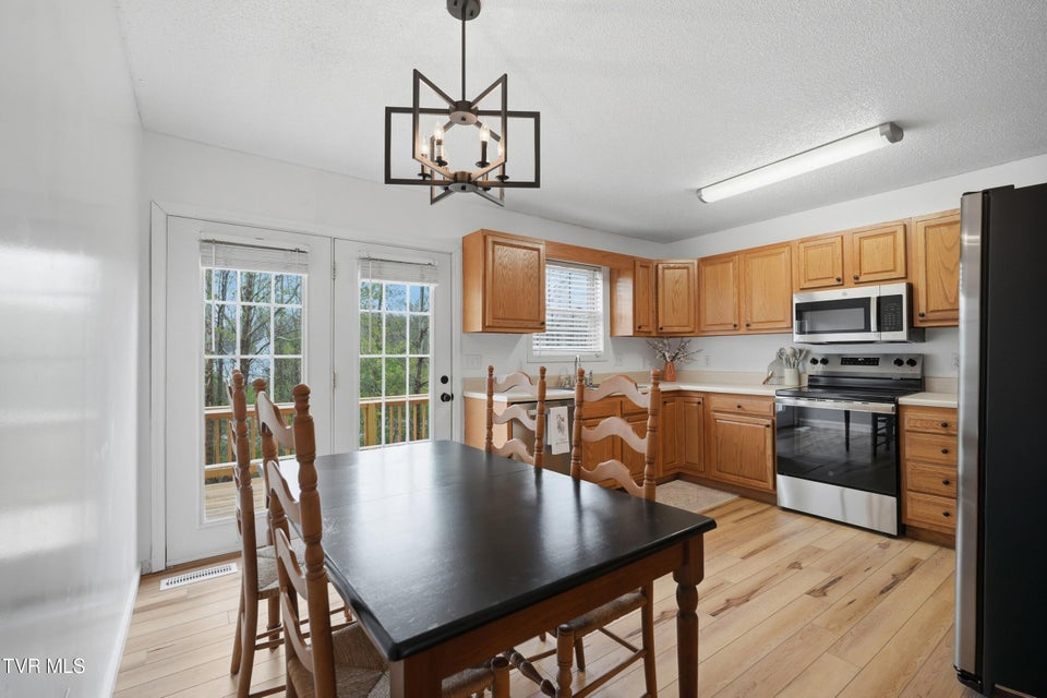 Photo #8: 44 Tulip Grove Circle