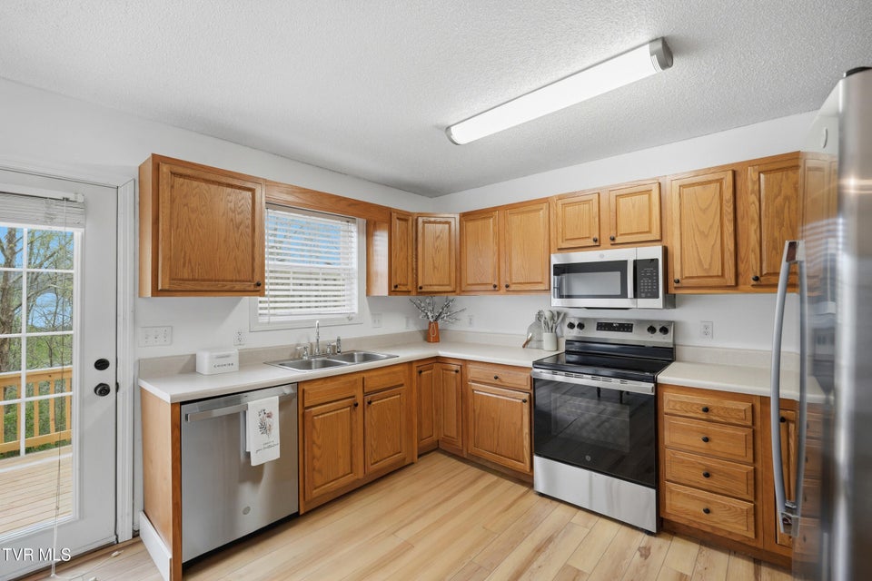 Photo #9: 44 Tulip Grove Circle