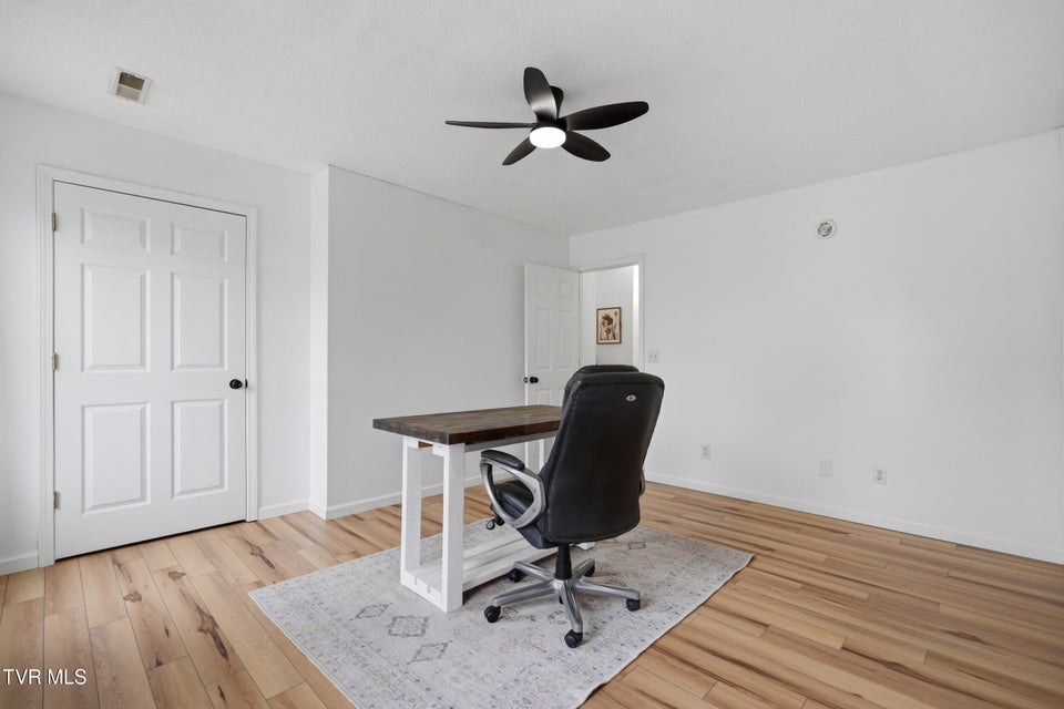 Photo #23: 44 Tulip Grove Circle