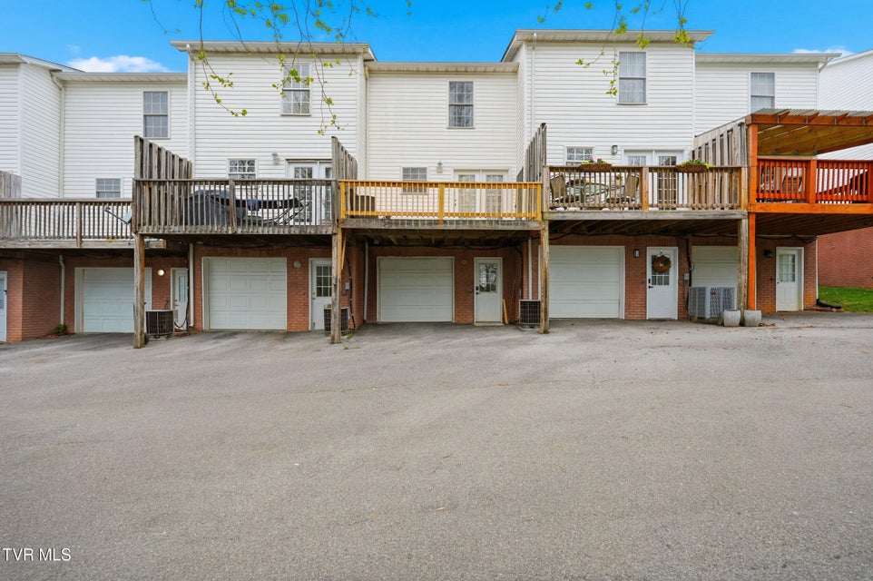 Photo #26: 44 Tulip Grove Circle