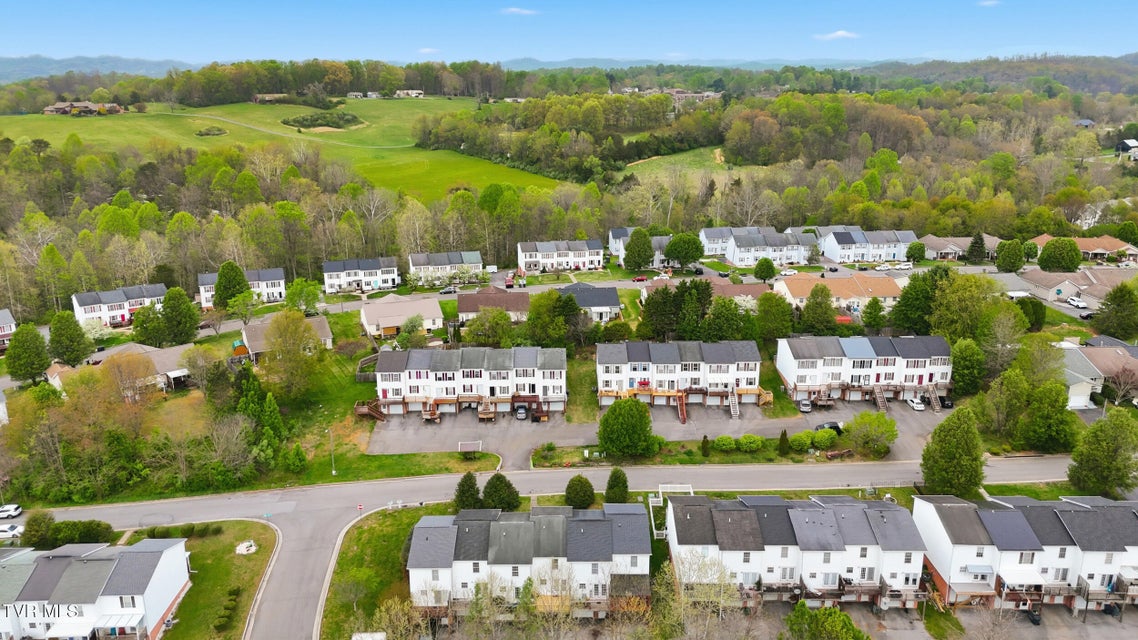 Photo #30: 44 Tulip Grove Circle