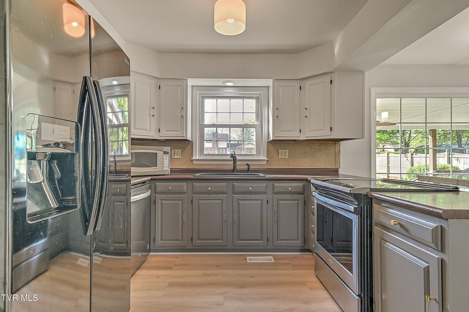 Photo #14: 1420 Ruthbrooke Drive