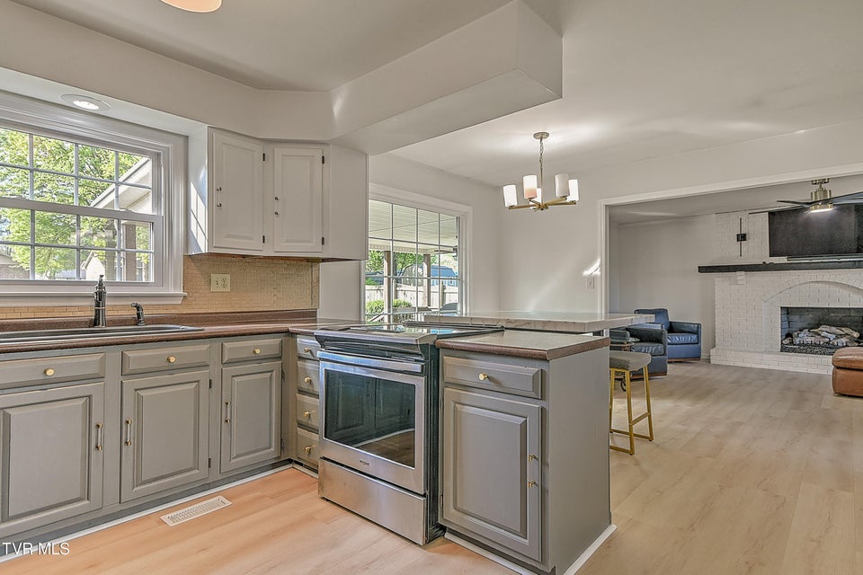 Photo #15: 1420 Ruthbrooke Drive