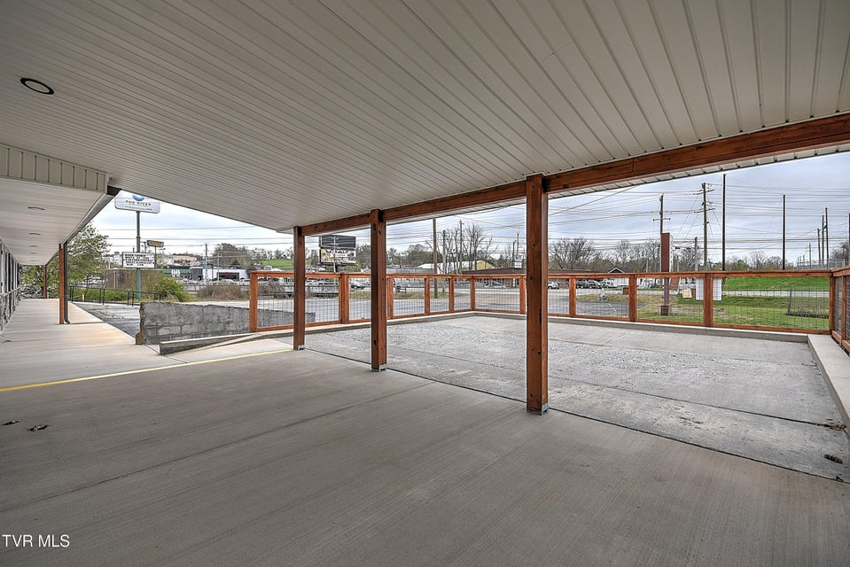 Photo #11: 3100 Roan Street