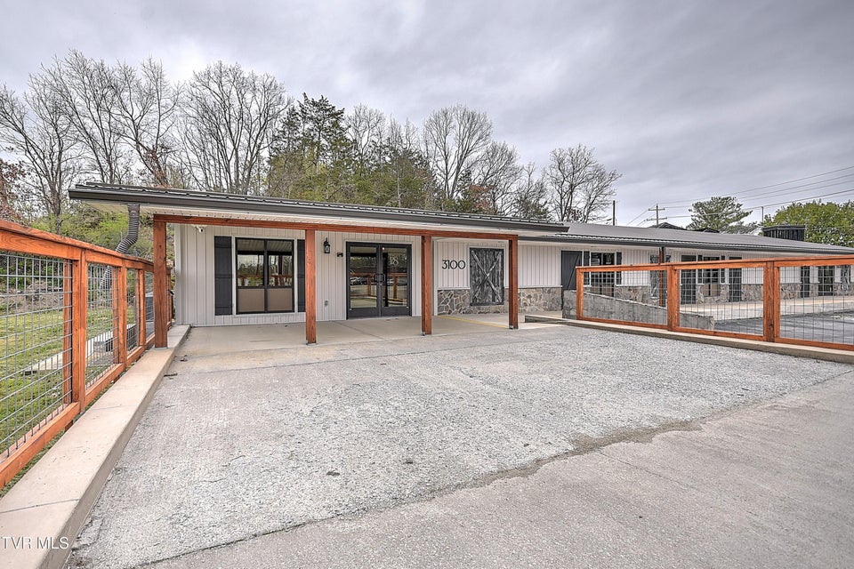 Photo #12: 3100 Roan Street