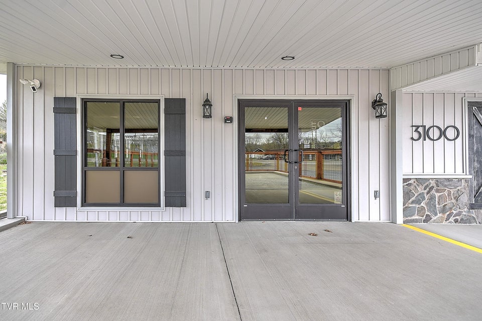 Photo #13: 3100 Roan Street