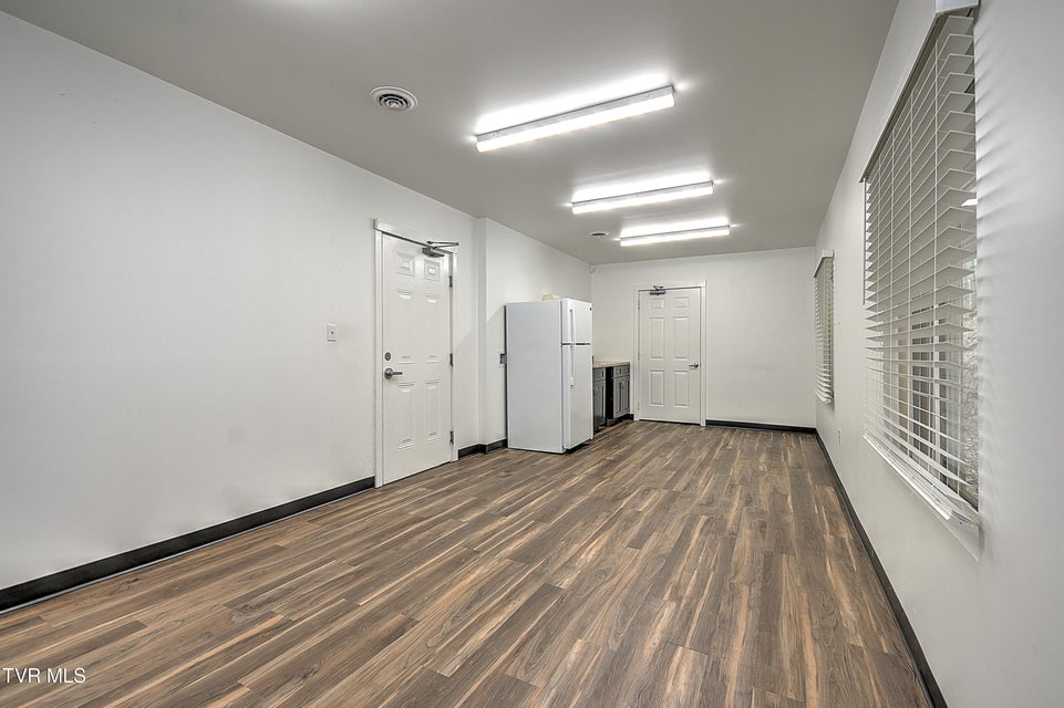 Photo #36: 3100 Roan Street