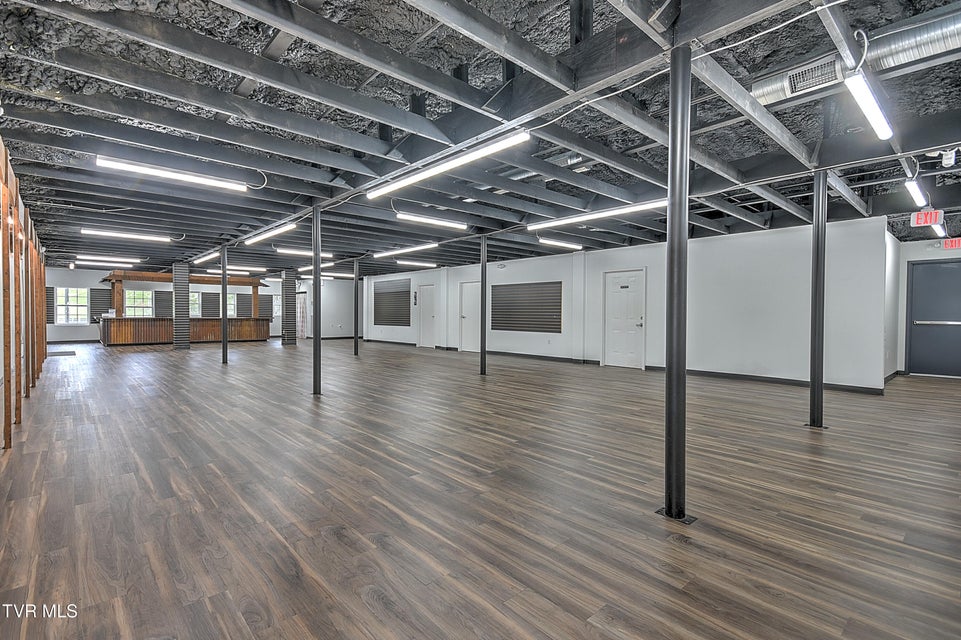 Photo #41: 3100 Roan Street