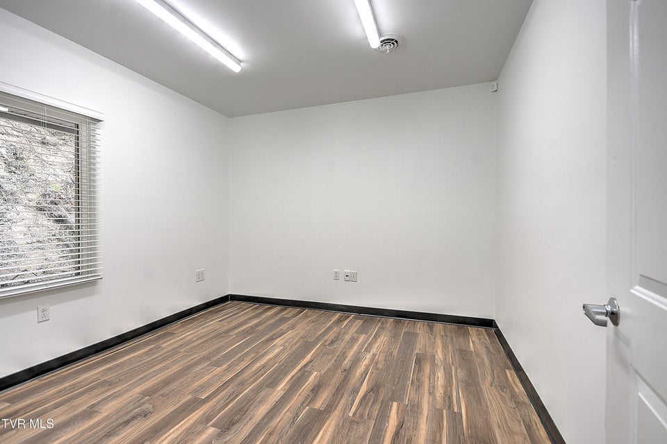 Photo #45: 3100 Roan Street